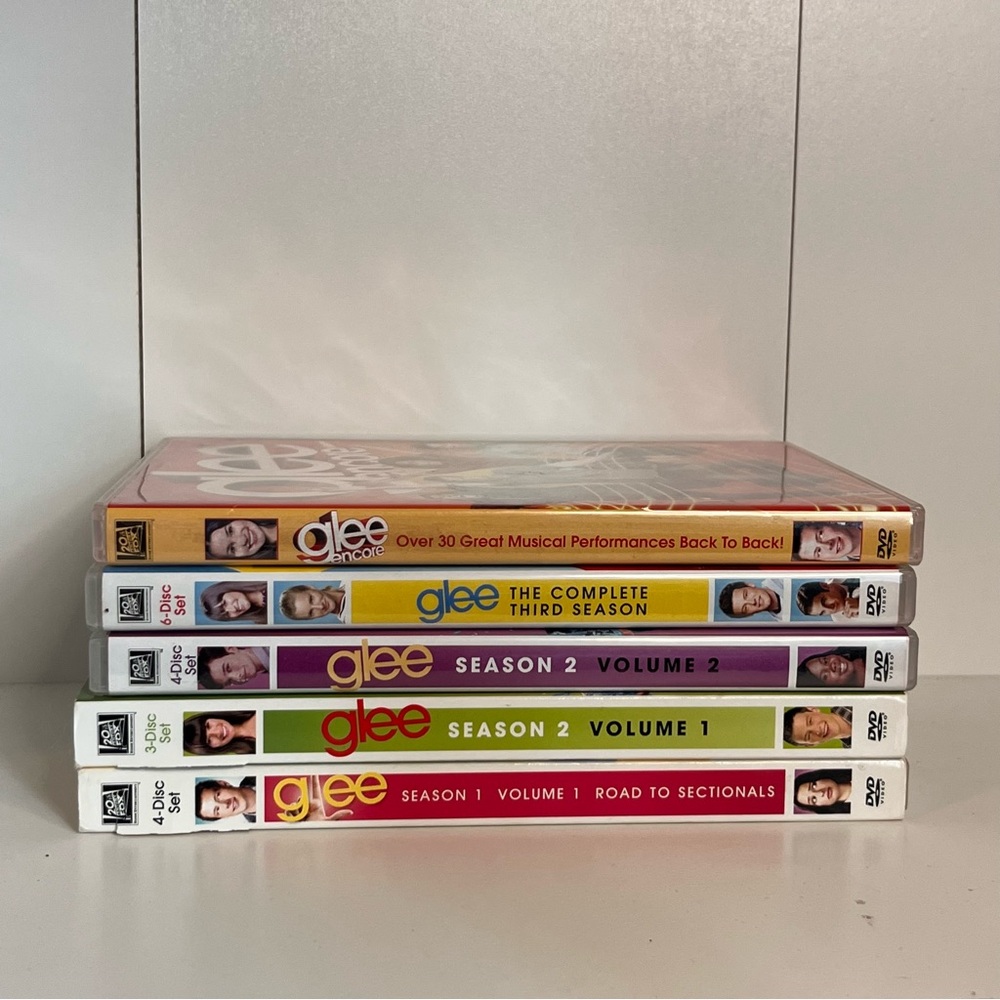 GLEE season 1-3 + musicals (5 dvd sets)
